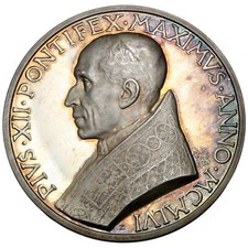 ITALY / VATICAN Pope Pius XII 1956 silver Medal / Justice, Charity & Peace picture