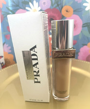 Prada Reveal Soft Matte Foundation MN55 Medium Tone Neutral 30ml 1 FL OZ New picture
