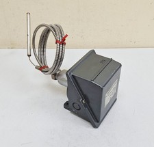 United Electric F402 / 5BS Temperature Switch -40/+180F Options: S061 picture