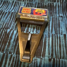 Nintendo NES Game Genie Video Game Enhancer 7356 Galoob Toys Gold 1990 Vintage  picture