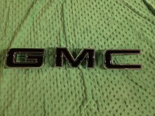 NEW 2021-24 GMC Yukon Yukon XL GM Front Chrome Black Emblem See Description  picture