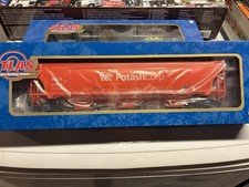 NIB Atlas 3001923-4 TRINITY 5161 COVERED HOPPER GACX POTASH #31818 3-Rail Oscale picture