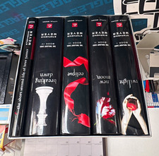 Stephenie Meyer Twilight Saga Box Set: Twilight-New Moon-Eclipse-Breaking Dawn picture