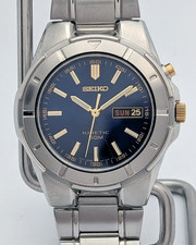 Seiko Kinetic 5M63-0AE0 Blue Sunburst Day Date 50M | New Capacitor / Hinged Box picture