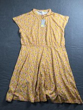 Boden Dress Womens 14 Yellow Pineapple Collared Cap Sleeve Fit Flare Knee NWT picture