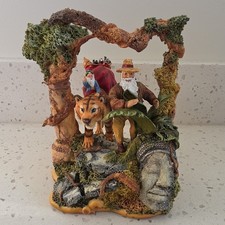 Vintage Santa's World Travels 