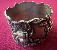 GORGEOUS WEBSTER STERLING ART NOUVEAU VICTORIAN REPOUSSE NAPKIN RING 22GR picture