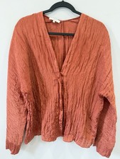 Vince Women’s Large Rust Orange Crinkle Pull Over Long Sleeve Blouse picture