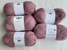Buttercream Luxe Craft Roving Yarn 100% Wool 100g/3,5oz 115yds/105m Blush picture