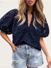 Pretty Garden Eyelet NWT Short Lantern Puffy Sleeve  Blouse Navy Blue Size M picture
