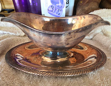 International Silver Castleton Silverplate Gravy Boat w/ Underplate picture