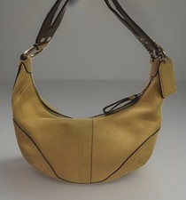COACH Vintage 2006 Soho Pebbled Tan Leather Crescent Hobo Shoulder Bag EUC picture