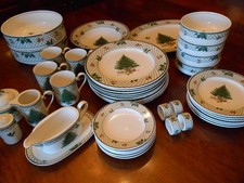 Mikasa Heritage Christmas Story Tree Holiday Dinnerware- Dinner/Dessert/Salad/Mu picture