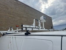 Prime Design ErgoRack Ladder Rack RR-GM-68-M + Golight + Beacon Savana / Express picture