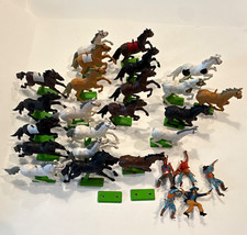Vintage Britains Deetail Toy 22 Horses Lot Cowboy Figures England 1971 *READ* picture