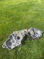 Kawasaki KMX 125 A/B (1986-2002) MX125AE Crankcase Central Engine Carters picture