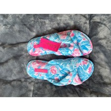 Lilly Pulitzer Womens Pink Blue Floral Plush Cross Strap Slippers Size 7/8 NEW picture