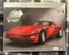 Testors Italeri Chevrolet Corvette ZR-1. 1/24. #7104. picture