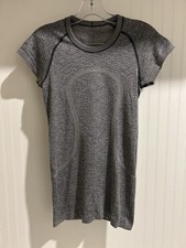 Womens Size 4 Lululemon Swifty Tech Short Sleeve Shirt picture