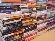 Huge RANDOM MIX Lot 100 Large Trade Sz Paperback Fiction Literature All category picture