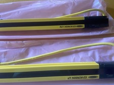 Banner EZ-SCREEN LPM Safety Light Curtain Sensor Bars Pair DC Digital Output picture