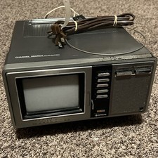 Hitachi CK-200 Portable TV 5” CRT Solid State Color Television 1981 Tested Works picture