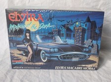 1988 Elvira Mistress of Dark 1958 Ford T-Bird Macabre Mobile Monogram Model Kit picture