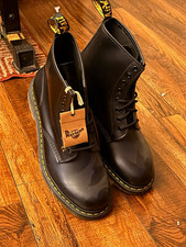 Dr. Martens Men's Black Leather Combat Ankle Boots Lace-Up Round Toe Sz 11 picture