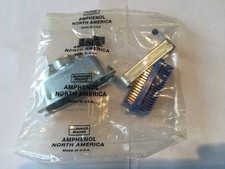 AMPHENOL 157-32360 Connector NEW  Made in USA picture