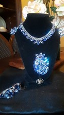 Vintage Juliana(D&E) Blue Givre &  Aurora Borealis  Rhinestone Set, Parure picture