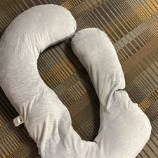 Momcozy pregnancy pillow picture