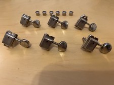 Fender In-Line Vintage Style Tuners Strat Tele Jazzmaster - FULL SET + bushings picture