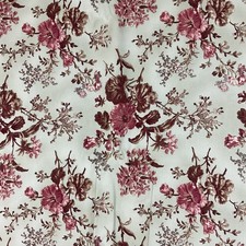 Vintage Windham Floral Fabric 106