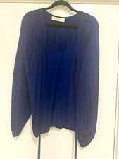 Ramy Brook Women’s Blue Solid Pleated V-Neck Long Sleeve Pullover Blouse picture