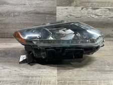 USED - 2014-2016 Nissan Rogue R Headlamp LED - OEM picture
