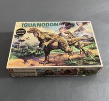 Bandai Vintage Motorized Iguanodon Walking Mechanical Dinosaur Model Kit In Box picture