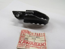 NOS 1974-79 Kawasaki RIGHT Footpeg Footrest, KX125 KX250 KX400    34028-025 picture