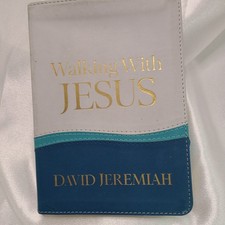 WALKING WITH JESUS DEVOTIONAL by DAVID JEREMIAH (2023) LEATHER picture