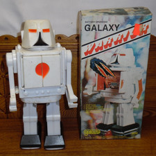 Vintage Galoob Battery Operated Galaxy Warrior Robot 5012 w/ Box - As Is picture