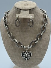 Retired Brighton Silver Tone Cordoba Heart Pendant Necklace & Earrings Set Oval picture