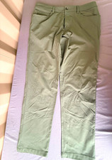 Lululemon ABC Men’s Commission Size 36 Green Solid  picture