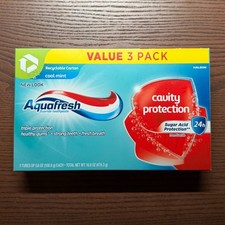 3 Pack - AquaFresh Cool Mint Fluoride Toothpaste Cavity Protection 5.6 Oz Each picture