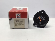 NOS 1984 1984 Canada Export Chevrolet S10 Truck Oil Gauge GM 25026209 picture