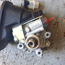Power Steering Pump designed for a 2.4L 4-Cylinder engine. picture