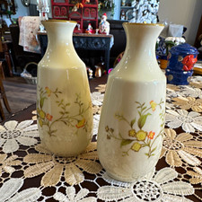 Noritake Japan Porcelain Floral Salt & Pepper Shakers Set of 2 White Gold Rim 4” picture