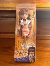 Bratz Trend It Sasha Cool Fashion Doll-Gen 2-2012-Fierce Neon Club Style-Sealed picture