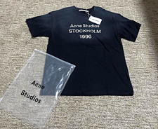 Acne Studios Men’s Black “Stockholm 1996” Graphic Logo T-Shirt Crew Neck M picture