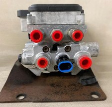 1998-1999 GMC Yukoon Chevy Tahoe ABS Anti-Lock Brake Pump Module Assembly OEM picture