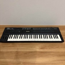 Yamaha DX7s Digital Programmable Synthesizer 61-Key Keyboard picture