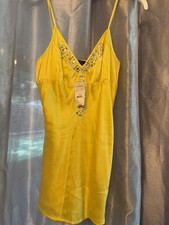 Stunning Express satin mini dress/Blouse in a vibrant sunshine yellow color NWT picture